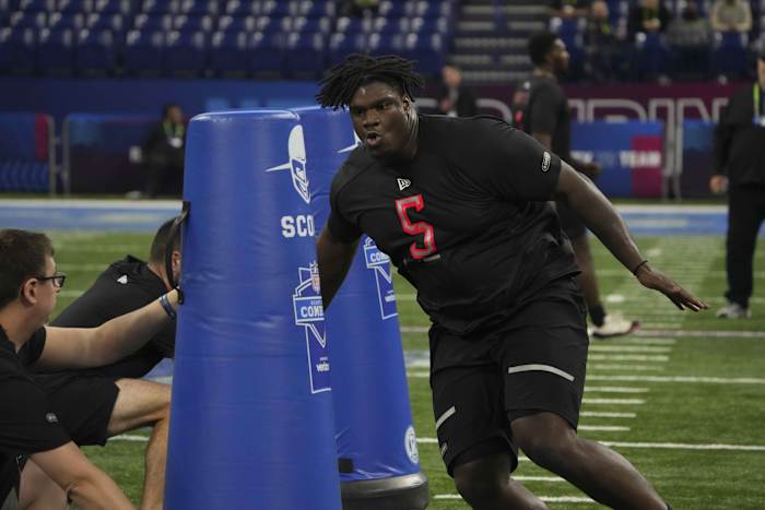 Georgia DT Jordan Davis working at NFL Combine